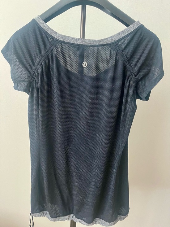 lululemon athletica Tops - Lululemon Women’s Black Short-Sleeve Athletic Top with Heather Trim